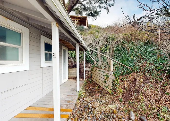 Oceanside Beach Bungalow