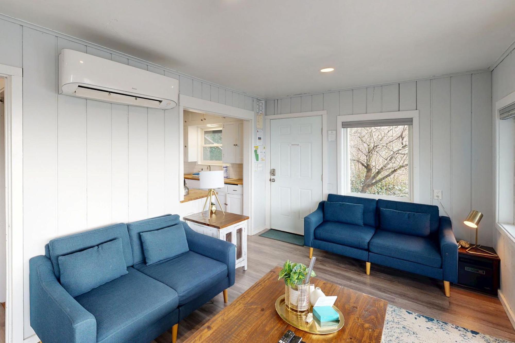 Oceanside Beach Bungalow * Oceanside